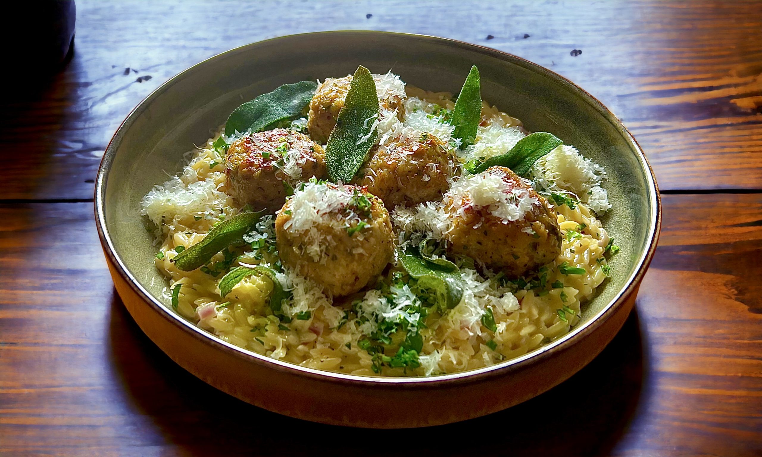 Fleischbällchen aus Huhn - Die Pfanne von harecker.de