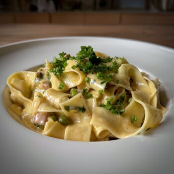 Pappardelle mit Erbsen