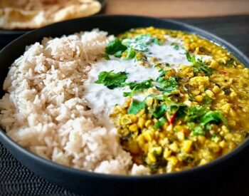 Dal Palak ist ein indisches Linsen-Curry mit Spinat und sehr lecker.