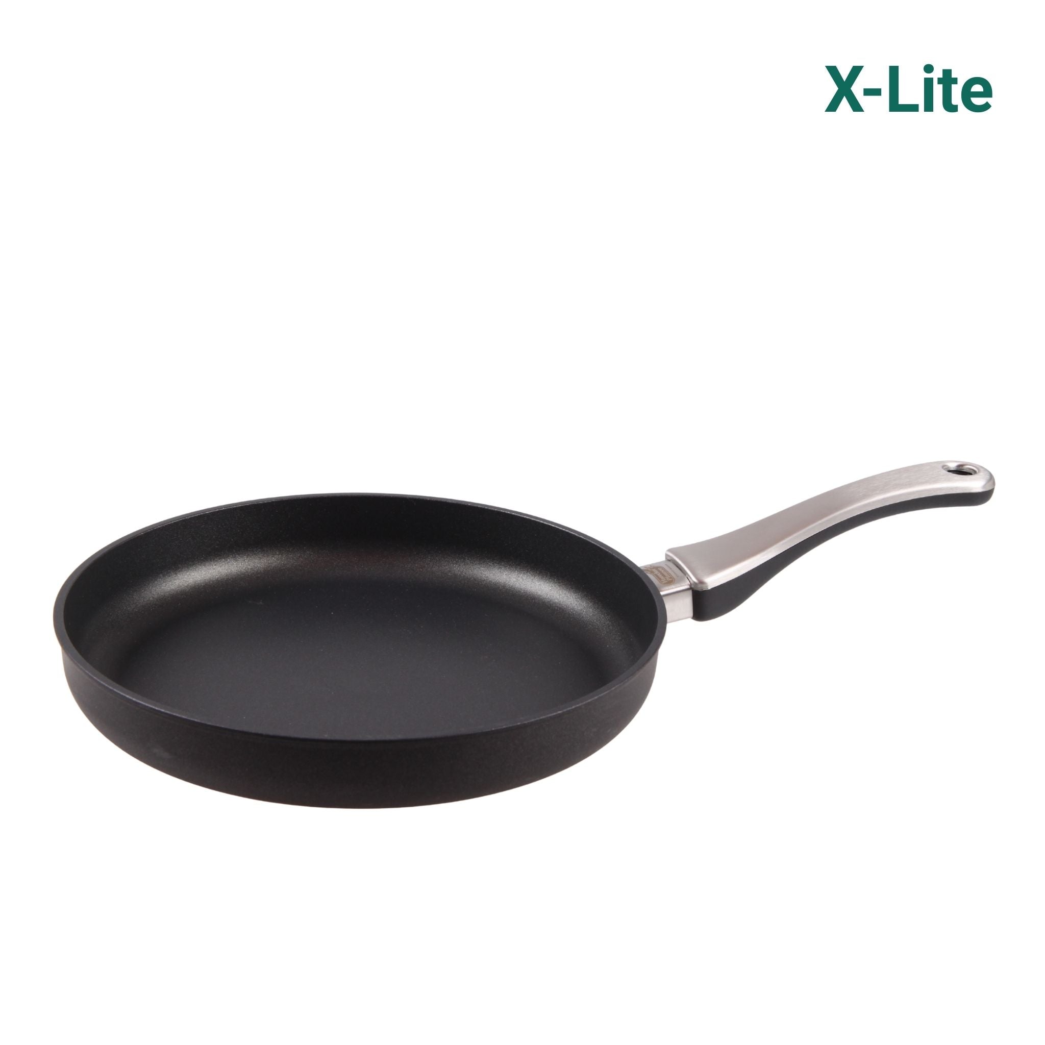 Schwarze Bratpfanne mit antihaftbeschichtetem Inneren und Edelstahlgriff.